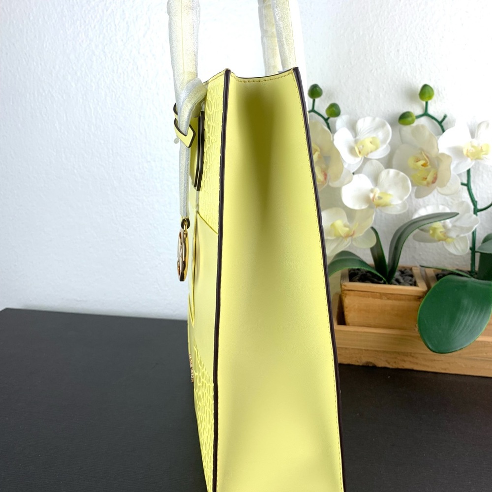 Michael Kors Mercer MD NS Shopper Bag - Picture 3 of 9